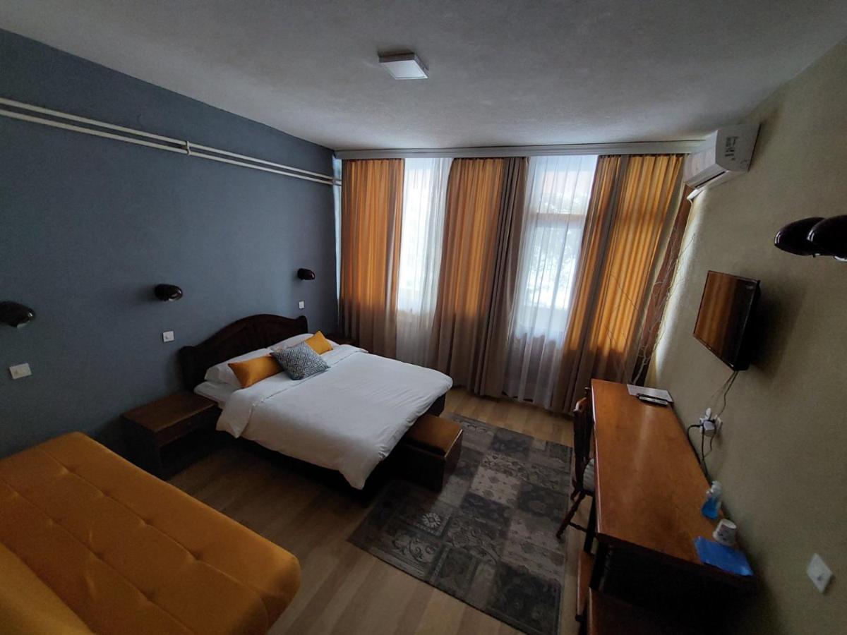 Lakeview Hotel And Resort Otesevo Dış mekan fotoğraf