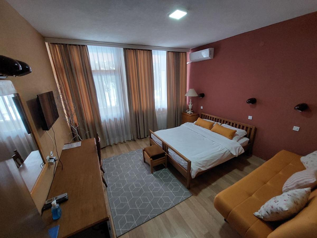 Lakeview Hotel And Resort Otesevo Dış mekan fotoğraf